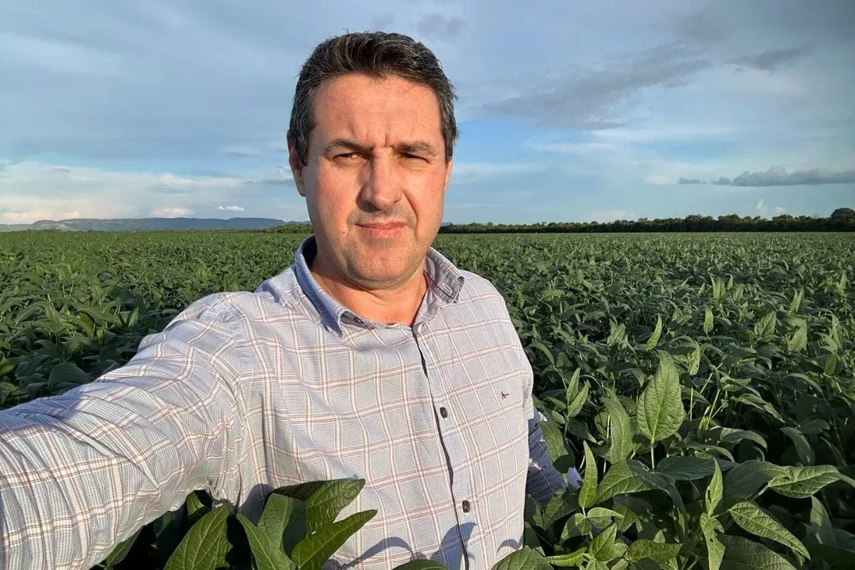 Produtor rural radicado no Tocantins há quase 20 anos, Maurício Buffon reassumirá a presidência da Aprosoja Brasil Produtor rural radicado no Tocantins há quase 20 anos, Maurício Buffon reassumirá a presidência da Aprosoja Brasil