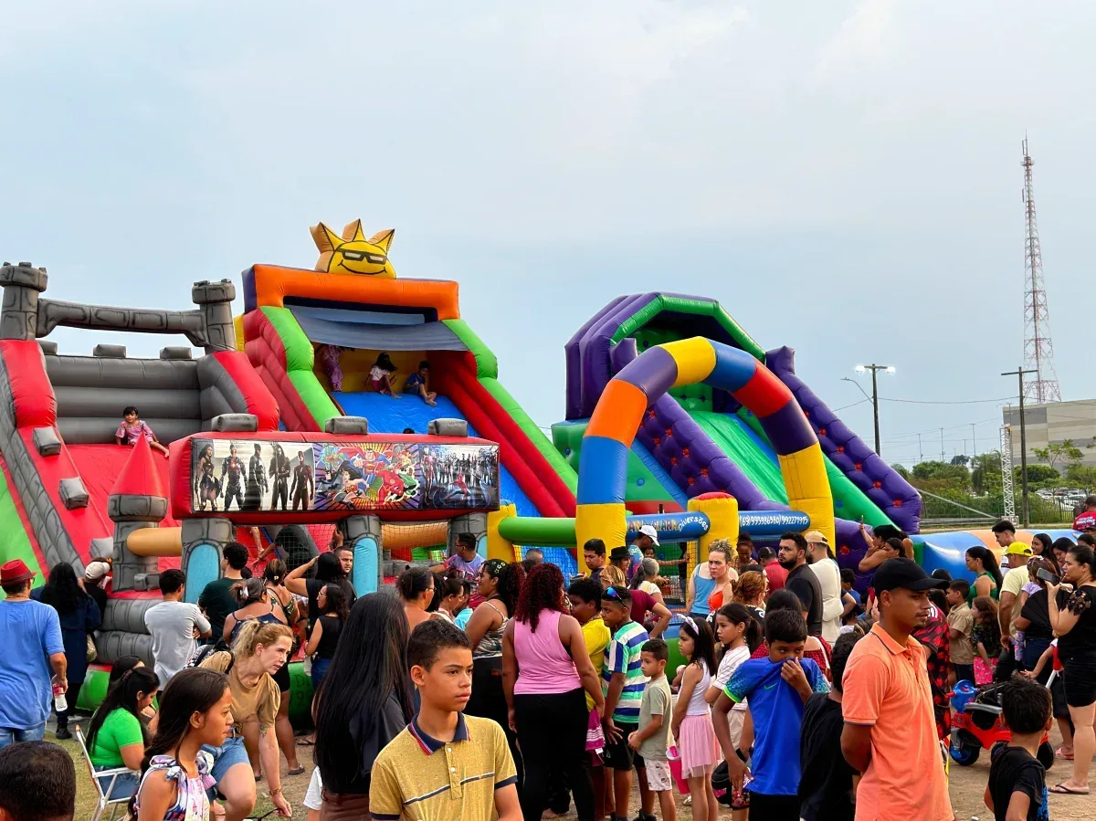 Parque da Cidade vira palco de diversão para milhares de crianças Parque da Cidade vira palco de diversão para milhares de crianças