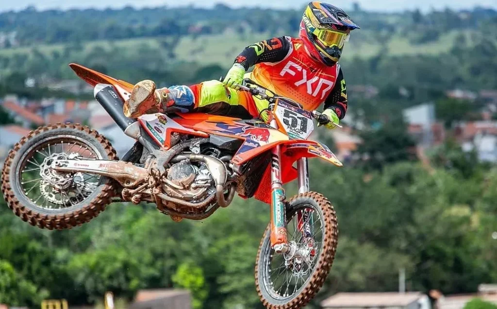 Cujubim recebe etapa extra do Campeonato Regional Norte de Motocross com emenda do deputado Pedro Fernandes
