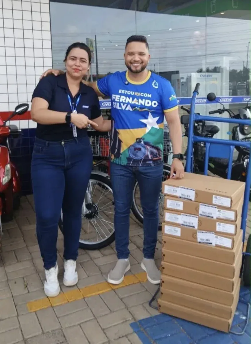 Fernando Silva destina 10 equipamentos Starlink à Polícia Militar para reforçar a segurança em áreas remotas de Rondônia Fernando Silva destina 10 equipamentos Starlink à Polícia Militar para reforçar a segurança em áreas remotas de Rondônia