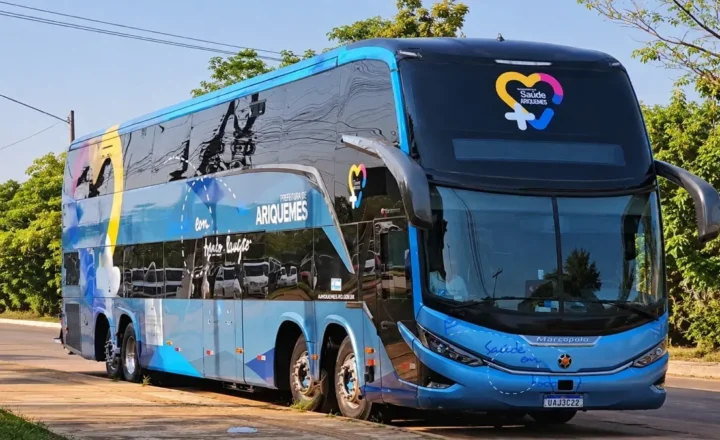 Ônibus leito viabilizado por emenda de Delegado Camargo inicia atendimento a pacientes de Ariquemes