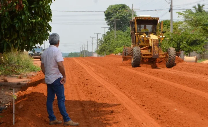Ezequiel Neiva fortalece investimentos em infraestrutura e amplia asfaltamento em Cerejeiras