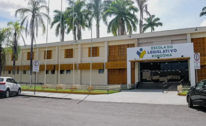 Escola do Legislativo aproxima população da Alero e capacita mais de 8 mil alunos