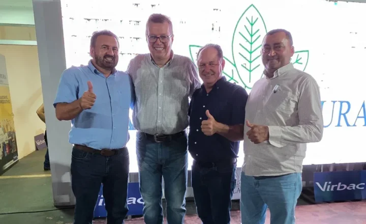 Pedro Fernandes acompanha palestra sobre os desafios do agro moderno em Ariquemes