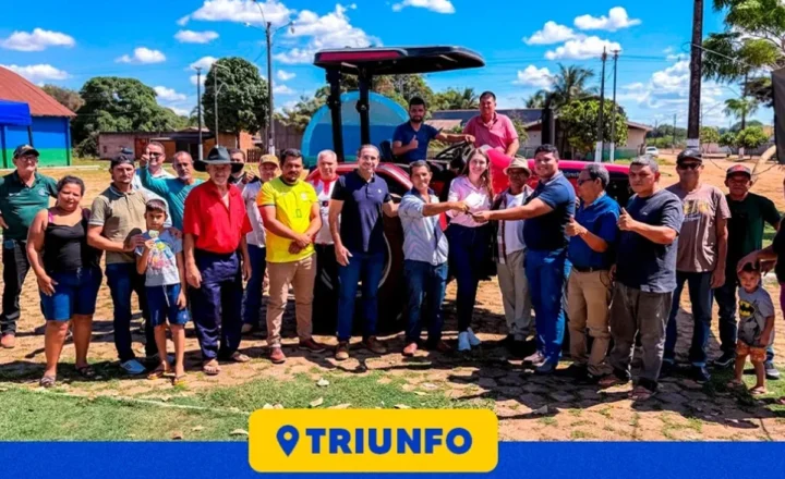 Deputada Gislaine Lebrinha entrega trator agrícola e reforça apoio aos produtores rurais de Triunfo