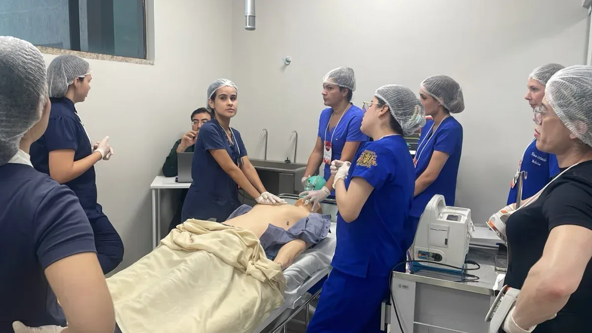Faculdade Metropolitana investe na formação médica com curso de Suporte Avançado de Vida Cardiovascular Faculdade Metropolitana investe na formação médica com curso de Suporte Avançado de Vida Cardiovascular