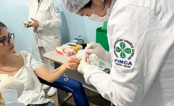 Acadêmicos de Farmácia da FIMCA realizam atendimentos de saúde na zona sul de Porto Velho
