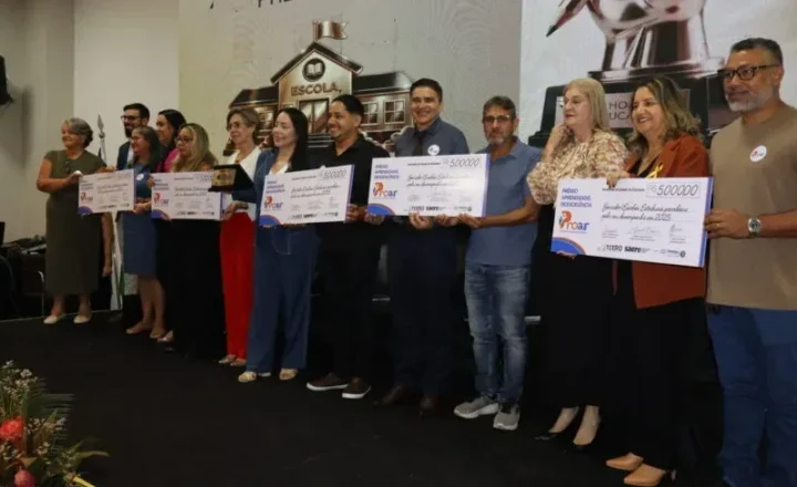 Premiação do Programa Avança Rondônia reconhece escolas, estudantes e profissionais da educação no estado