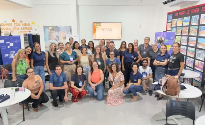 Cerejeiras recebe formação piloto da metodologia VIVA para professores do Ensino Fundamental