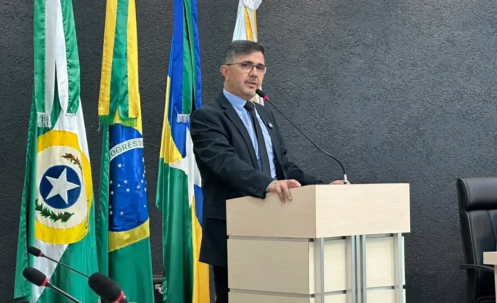 CÂMARA DERRUBA VETO DA PREFEITURA E MANTÉM PROJETO DE AMARILSON SOBRE TRANSPARÊNCIA DAS EMENDAS