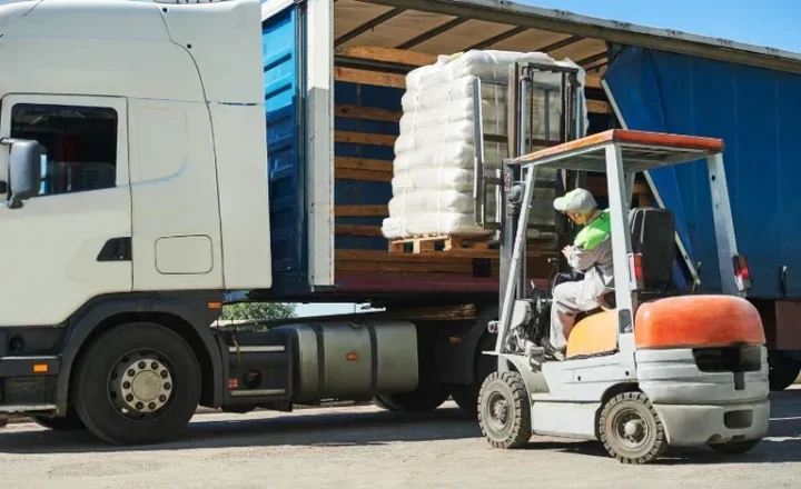 MPF firma acordo para destinar R$ 302 mil de empresa à PRF como reparação pelo excesso de carga em RO