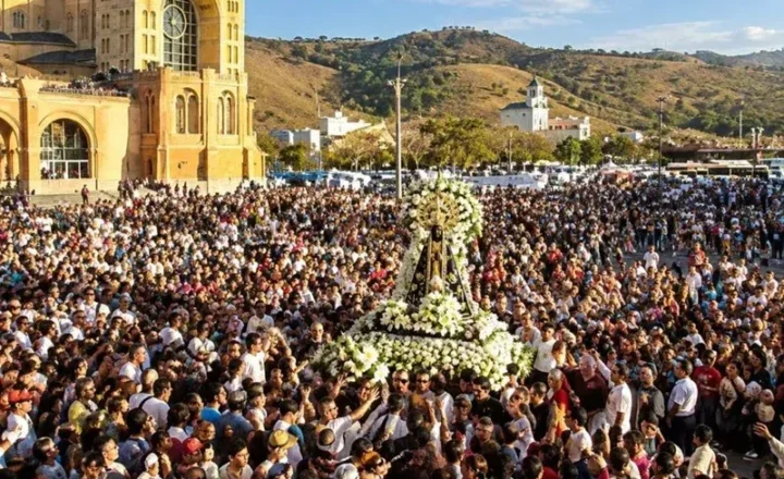 Coluna ESPAÇO ABERTO – Aparecida: a fé que acolhe um Brasil de tantas diferenças