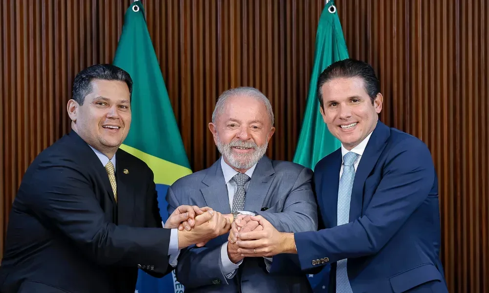 Vitória de Lula dá sobrevida a Motta e Alcolumbre no Congresso Vitória de Lula dá sobrevida a Motta e Alcolumbre no Congresso