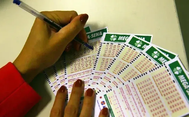 Mega-Sena acumula para R$ 112 milhões; confira os números sorteados